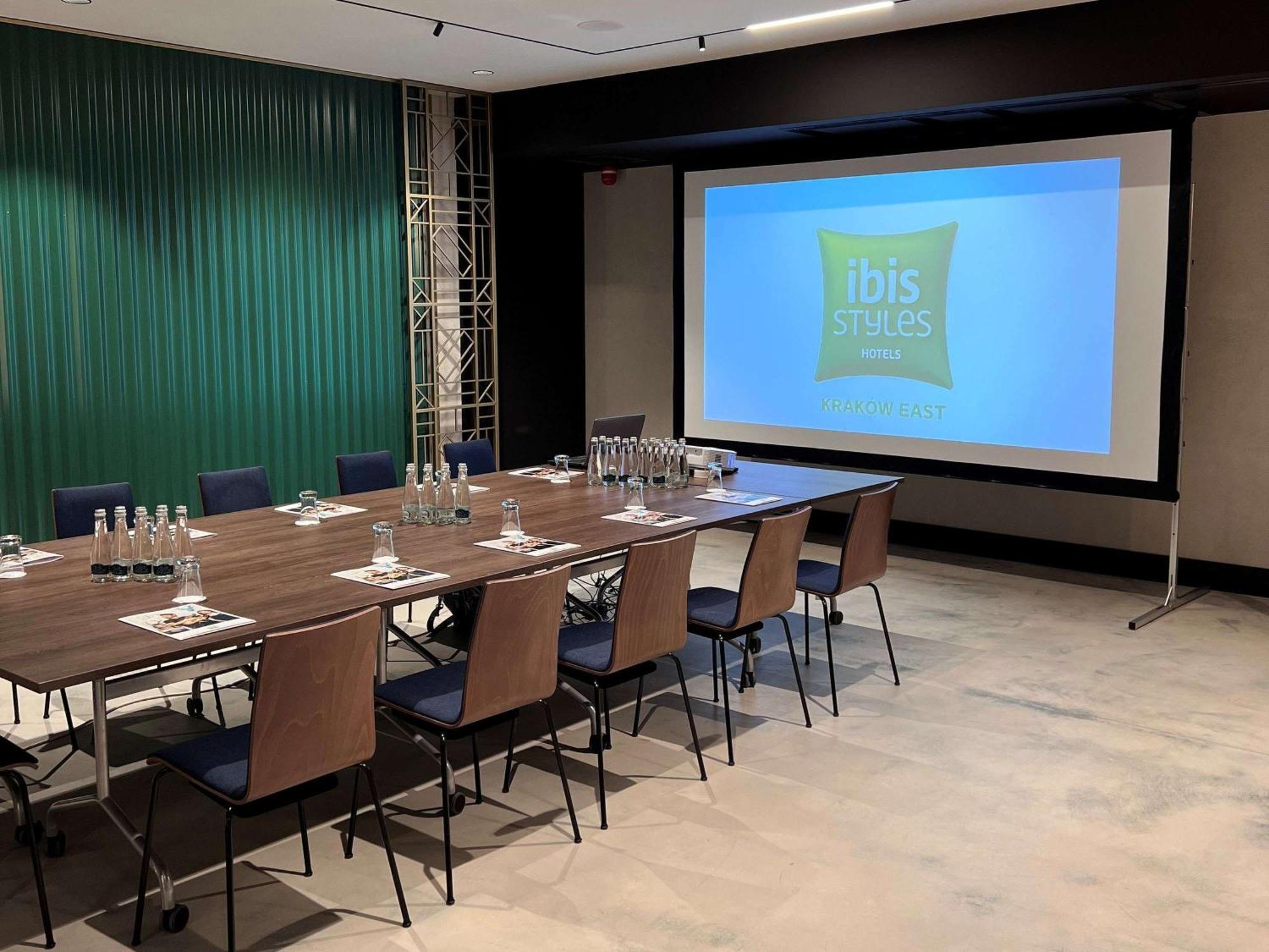 Ibis Styles Krakow East Hotel Exterior photo